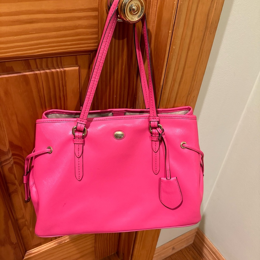 Coach Peyton Leather Drawstring Carryall Bag in Pomegranate F 29362